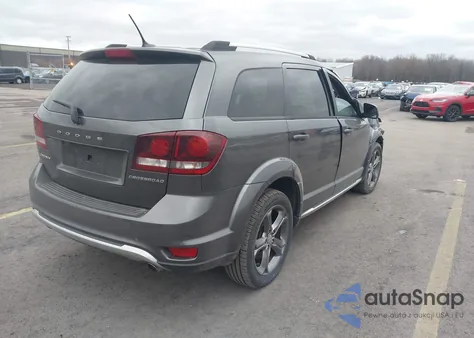 2015 Dodge Journey Crossroad z USA, uszkodzony, nr VIN 3C4PDCGGXFT614878